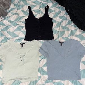 Women’s tees and tanks (bundle of 3)